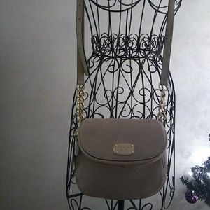 Michael Kors Bedford Crossbody purse